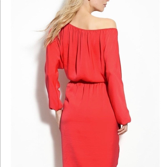 BCBGMAXAZRIA Clasiaba off shoulder dress - Picture 2 of 8